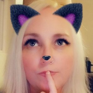 Meet your Posher, Annie